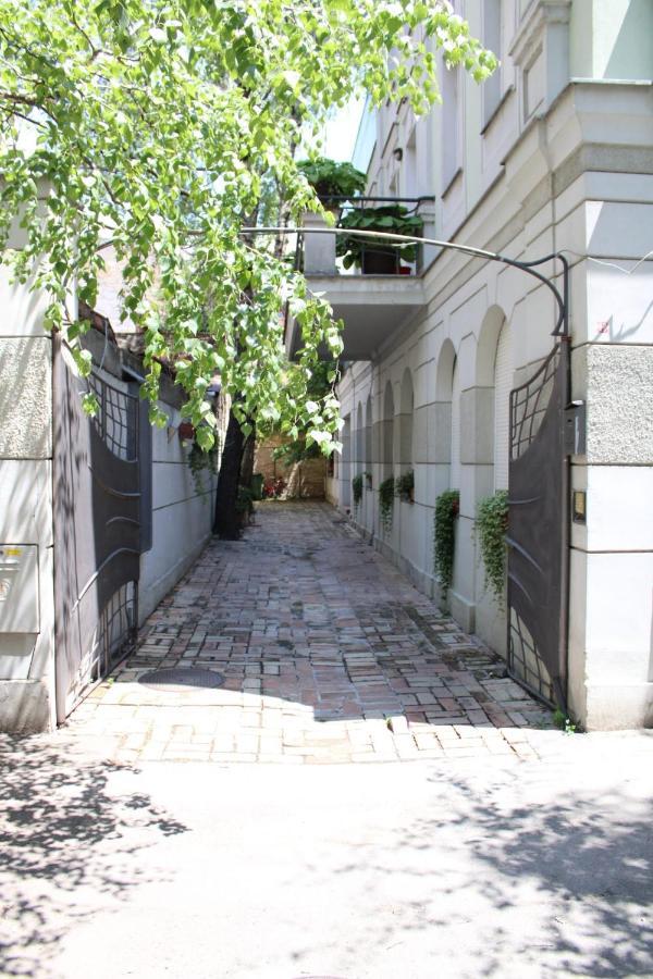 Garden Center Apartment Novi Sad Eksteriør bilde