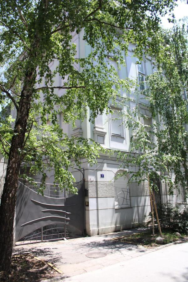 Garden Center Apartment Novi Sad Eksteriør bilde